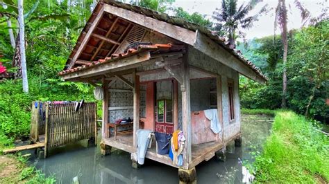 Hanya Ada Rumah Udaranya Sejuk Ayem Tentram Di Kampung Tasikmalaya