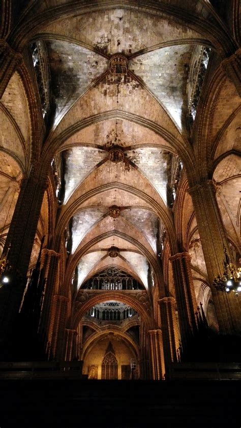 Gothic quarter : Barcelona | Visions of Travel