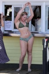 Iskra Lawrence Bikini Photoshoot In Malibu 10 19 16 Phun Org Forum