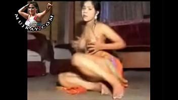 Desi Indian Pakistani Home Made Nude Mujra Dance XNXX