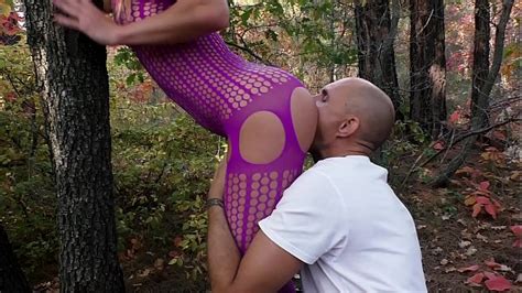 Outdoor Sex Photographer Licks Pussy And Fucks Nude Model In The