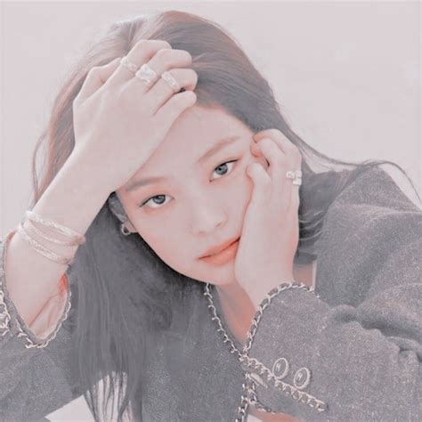 Pin by Alondra Nuñez on Blackpink jennie Blackpink Black pink Icon