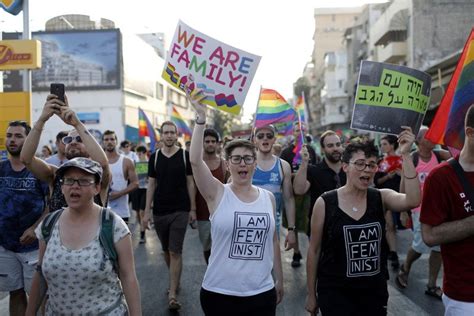 Israeli Supreme Court Rejects Surrogacy Ban For Same Sex Parents Single Men UPI