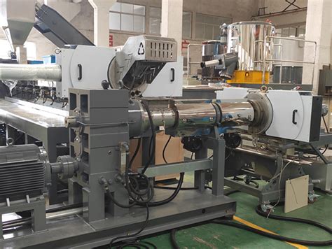 Hot Melter Styrofoam Cold Compactor Shredder Pelletizer Qinfeng EPS EPP XPS EPE PUR EVA