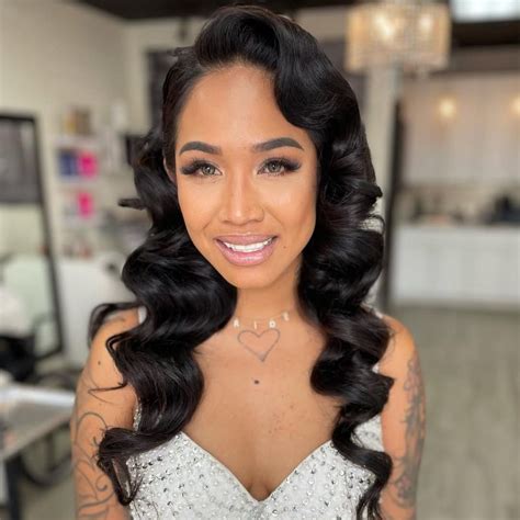 30 Stylish Side Part Hairstyles That Flatter Every Face In 2025