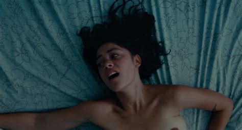 Nude Video Celebs Blu Hunt Nude The Dead Thing