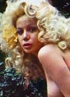 Naked Rebeca Silva in Muñecas de medianoche