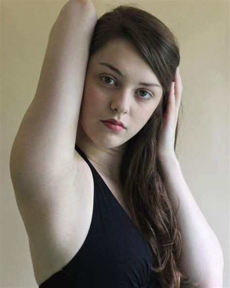 Foto Artis India Dengan Ketiak Hot Mulus Sexy Abis Kulit Mulus Wanita Muda