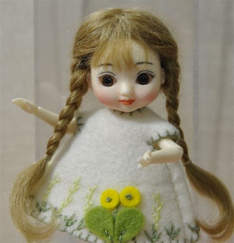 Heidi Mohair Wig Blonde Size 4 5 Doll Peddlar