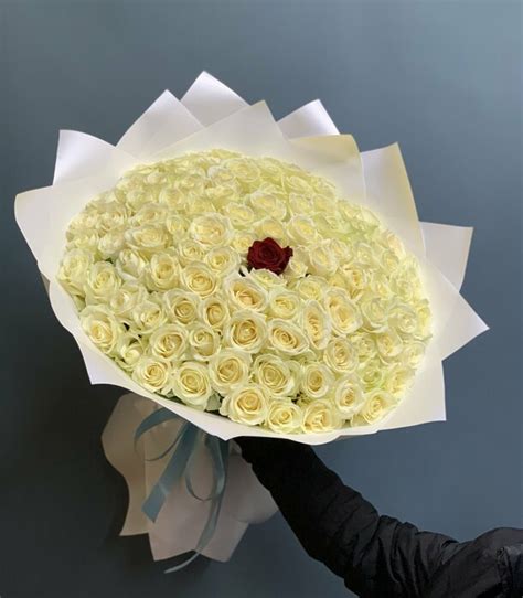 101 роза, артикул F1223714 - 23462 рублей, доставка по городу. Flawery ...