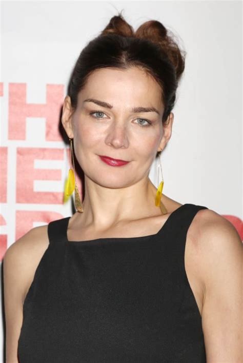 Heather Burns – HawtCelebs