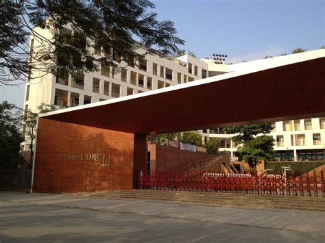 Học phí năm học 2024 2025 loạt trường tư hot ở Hà Nội Có nơi chưa tới 3 triệu tháng nhưng