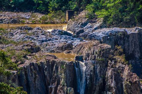 Barron Falls: The Most Powerful Waterfall I've Ever Seen - Travel Tramp