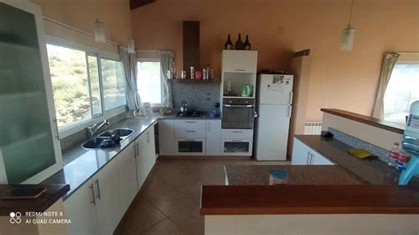 Duplex de categoría en cañuelas chico