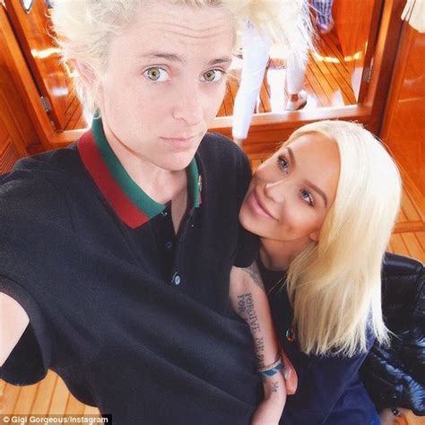 Transgender Youtube Star Gigi Gorgeous Comes Out As A Lesbian Daily Mail Online