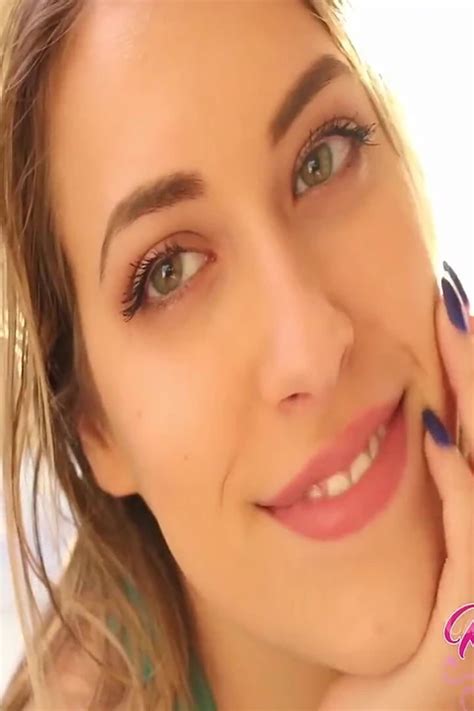 Kimber Lee Yawning In The Sunlight Babe Porn By FapHouse XHamster