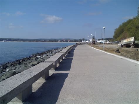Приморско