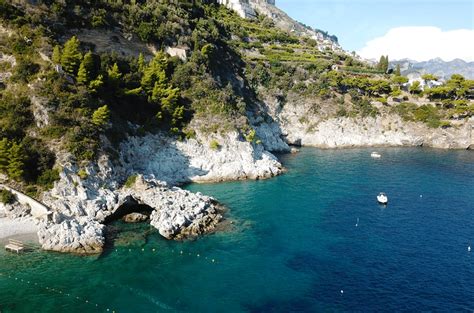 Africana Grotto Amalfi How To Reach Best Time And Tips