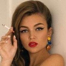 Lili Simmons Nude Leaks Fapopedia