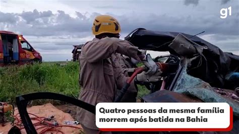 Vídeo Quatro pessoas da mesma família morrem após batida entre