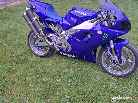 Yamaha R1 1000 Sprowadzona Spolerowana Cała Rama Felgi Efekt Lustra