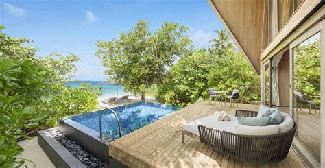 Beach Villa With Pool The St Regis Maldives Vommuli