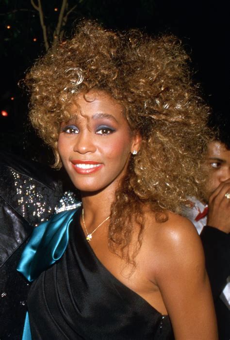 11 of Whitney Houston’s Most Dazzling Beauty Looks | Vogue