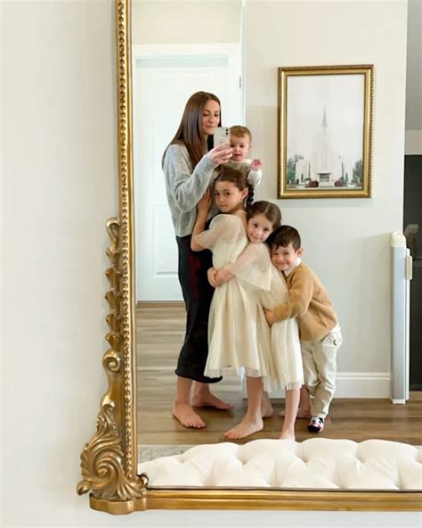 Influencer Melissa Mae Carlton Explains Why She Agreed to Online ...