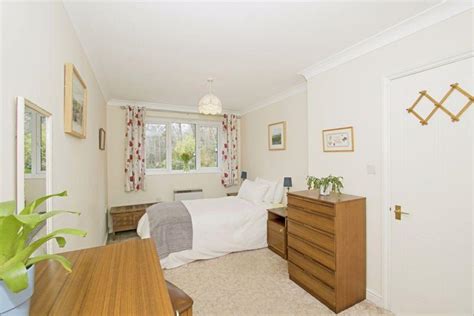 Tregolls Road Truro Tr1 2 Bed Flat For Sale £180 000