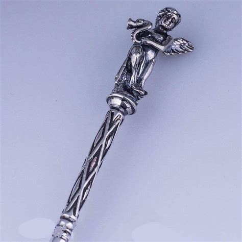 Серебряная ложка "Херувим". 925* Цена от 4300 рублей!
