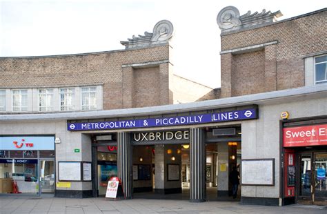 uxbridge modernism  metro land