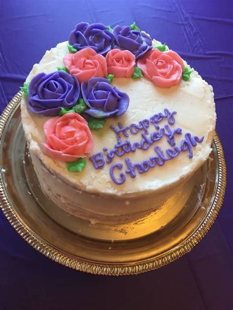 Vanilla Naked Cake With Buttercream Decorations