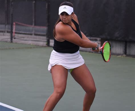 Tiffany C. - FindTennisLessons.com