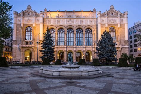 Hotel with Gym & Sauna| Budapest Marriott Hotel