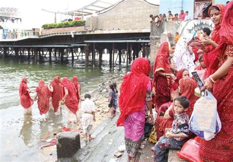 Pak Court Stays Controversial Demolition Of 200 Year Old Hindu Temple India Today