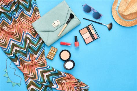 С чем носить и сочетать женские брюки-шаровары для создания стильных ...