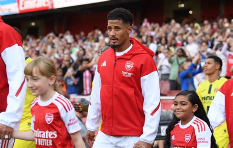 how tall is saliba 3