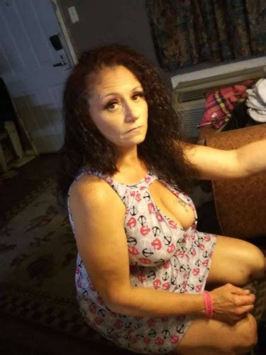 Sweet Sexy Lonely Mom With Hungry Pussy Juicy Ass BackPageSeek