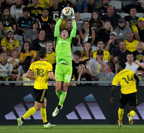 Philadelphia Union Gives Columbus Crew Preview Of Mls Cup Playoffs
