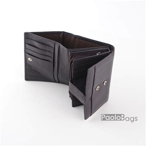 ДАМСКИ ПОРТМОНЕТА: Дамско портмоне от естествена кожа малко компактно с ...