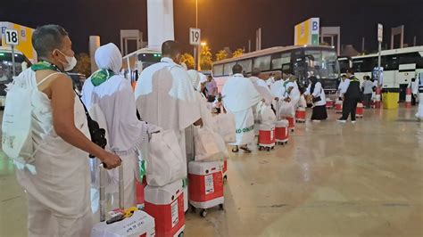 Jemaah Haji Gelombang Diminta Pakai Kain Ihram Sejak Di Embarkasi