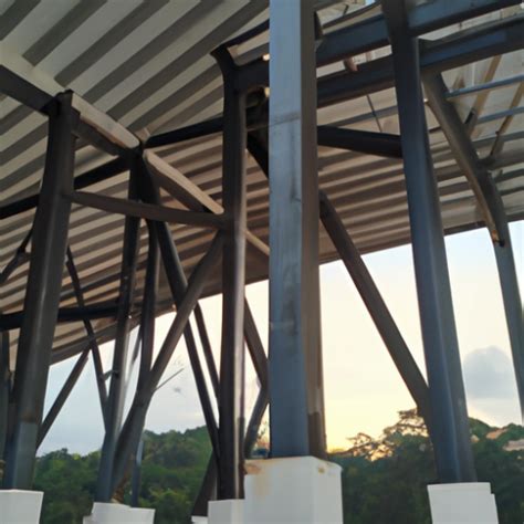 What is a cantilever column and how is it used in building design?