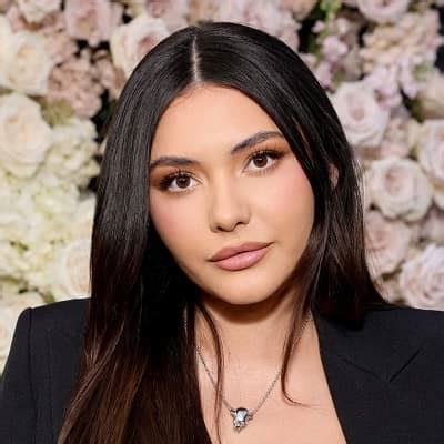 Atiana De La Hoya Wiki, Age, Bio, Height, Boyfriend, Career, Salary