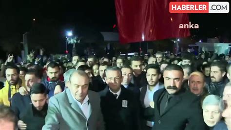 Özgür Özel in protesto edildiği şehit cenazesinden yeni görüntü Şehit