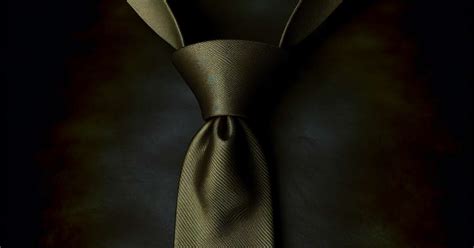 How to Untie Your Knots Properly Without Damaging the Tie