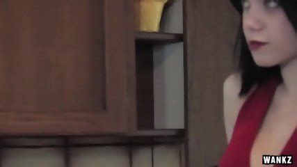 WANKZ Goth Babe Roxie And Janessa