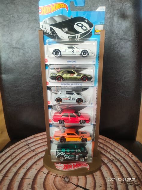 Stojak Ekspozytor Na Karty Hot Wheels W Skali 1 64 Kielce Kup Teraz Na Allegro Lokalnie
