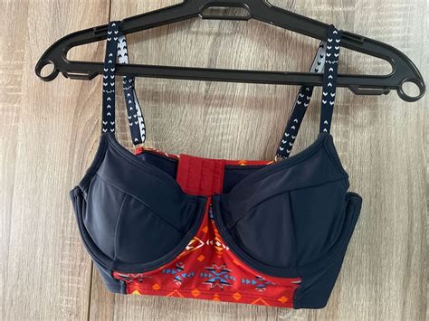 Roxy Multi Coloured Bikini Top Women S Fashion Swimwear Bikinis Swimsuits On Carousell