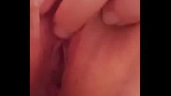 Sara Playing With Sweet Pussy Xvideos