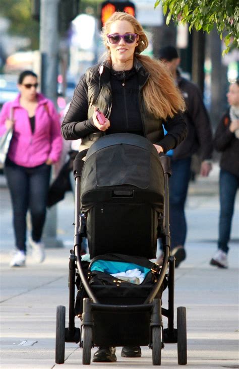 Elizabeth Berkley Shows Off Her Ass Wearing A See Through Tights Out In Beverly Porn Pictures